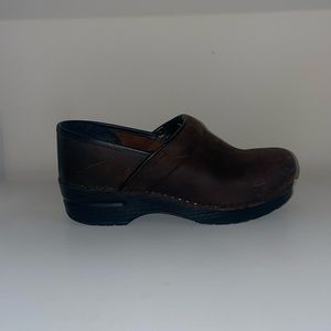 Brown leather Danskos